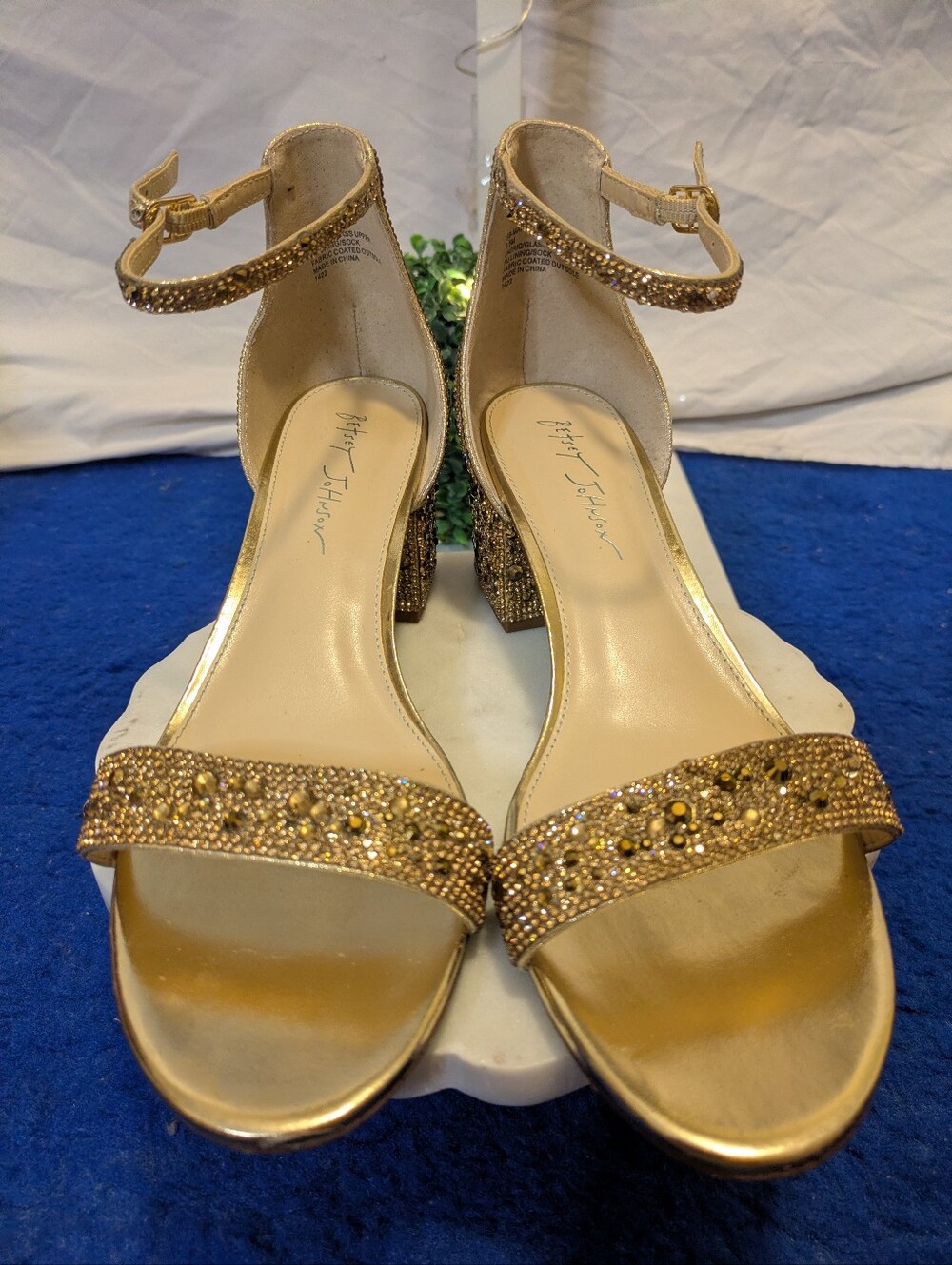 Betsey Johnson Mari Gold Rhinestone Block Heel Sandals 9.5 w/ Box
